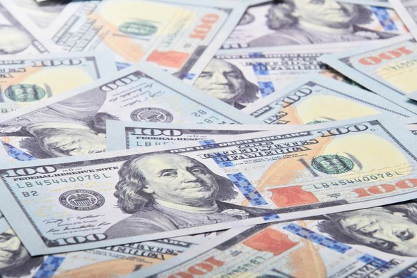 How Can Homebuyers Protect Themselves from Market Volatility in the UK?